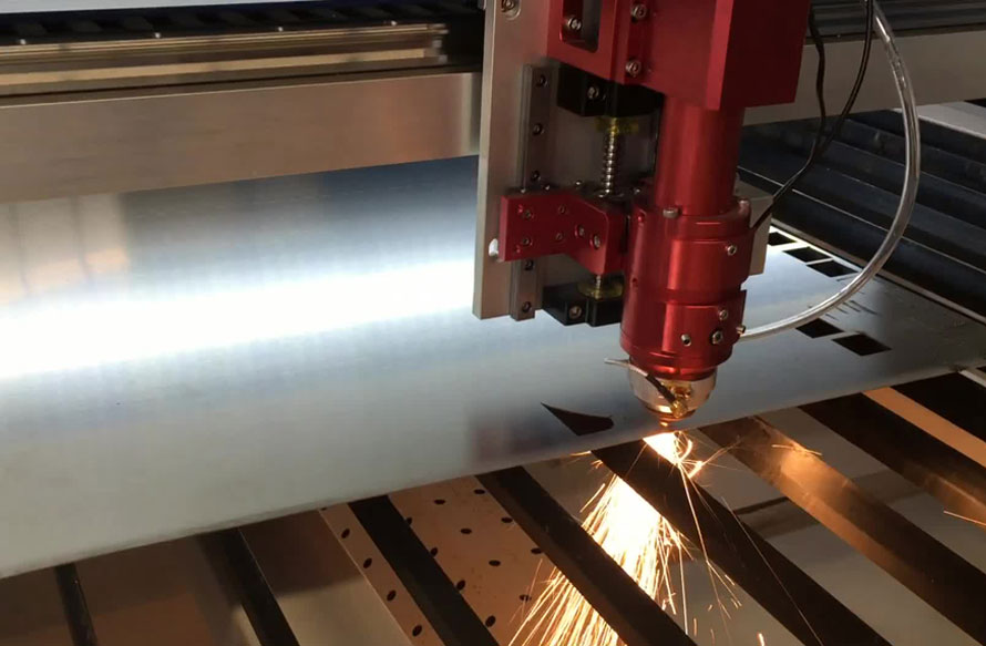 Steel plate special-shaped cutting to adopt special-shaped cutting process